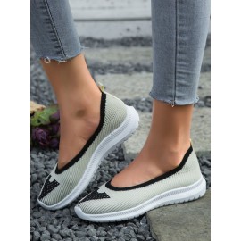 Casual Black and White Contrast Color Fly Knit Sneakers